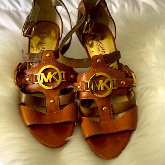 Authentic MK heels - Picture 6 of 6